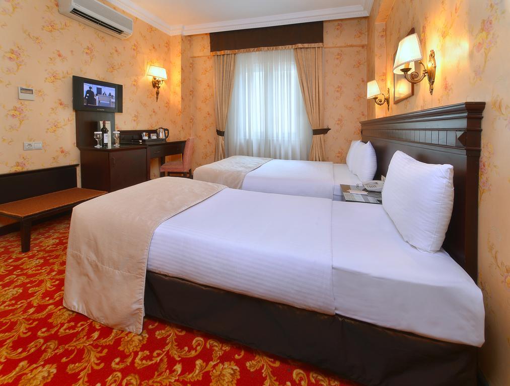 فندق اسطنبولفي  فندق بيرا روز الغرفة الصورة